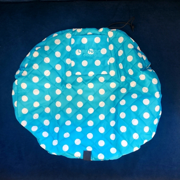 Light Blue and White Polka Dot Lay/N/Go Cosmetics Bag - Picture 4 of 10